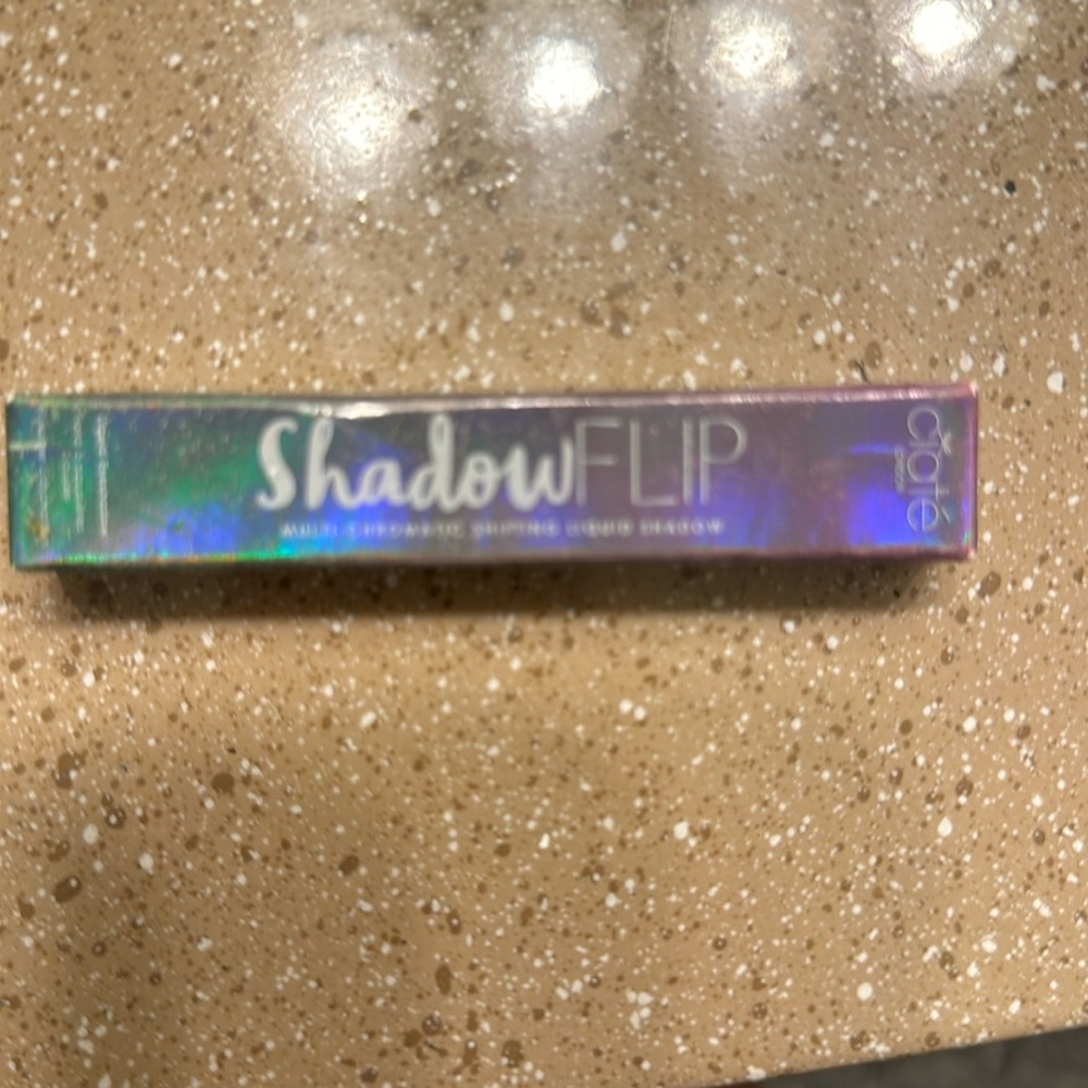 Ciate London Shadow Flip Liquid Multi Chromatic eyeshadow Shade WonderNWOT